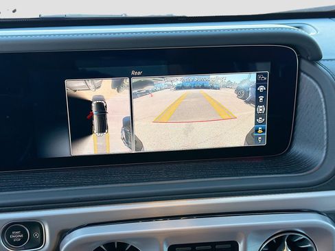 Used 2021 Mercedes-Benz G 63 AMG AMG G 63 image 32