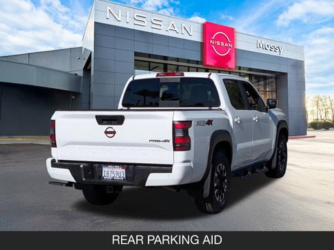 Certified 2023 Nissan Frontier PRO-4X w/ Technology Package image 8