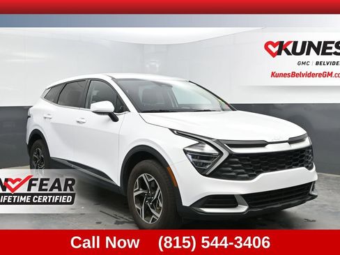 Used 2025 Kia Sportage LX AWD/4WD image 1