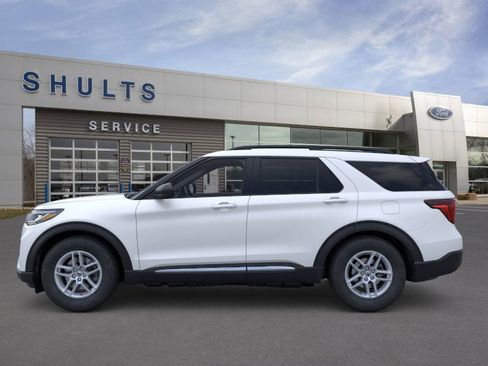 New 2025 Ford Explorer Active image 3