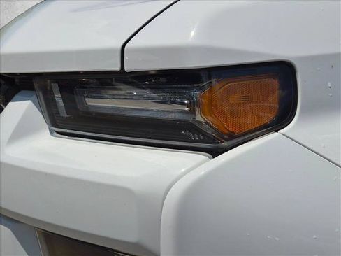 Used 2022 Chevrolet Silverado 2500 Custom w/ Custom Convenience Package AWD/4WD image 13