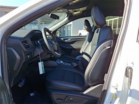 New 2024 Ford Escape ST-Line Select w/ Tech Pack #2 image 6