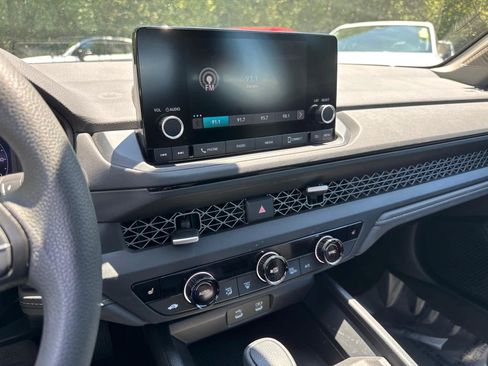 Used 2024 Honda Accord EX image 24