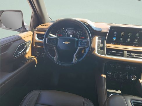 Used 2021 Chevrolet Suburban High Country image 15
