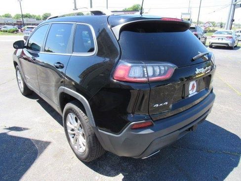 Used 2019 Jeep Cherokee Latitude w/ Popular Appearance Group AWD/4WD image 10