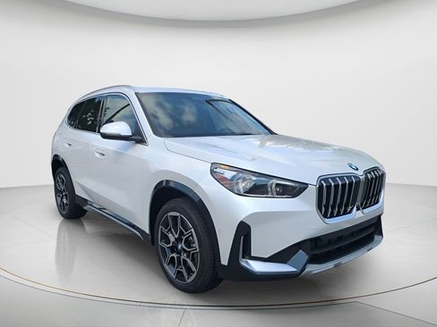 New 2026 BMW X1 xDrive28i w/ Technology Package AWD/4WD image 3