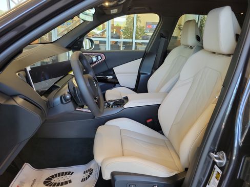 New 2026 BMW X3 xDrive30i w/ Premium Package AWD/4WD image 4