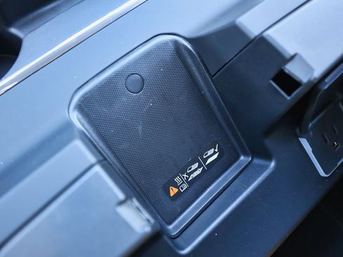 New 2026 GMC Sierra 2500 SLT w/ SLT Premium Package image 23