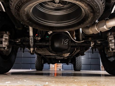 Used 2023 Ford F250 King Ranch w/ Chrome Package image 16