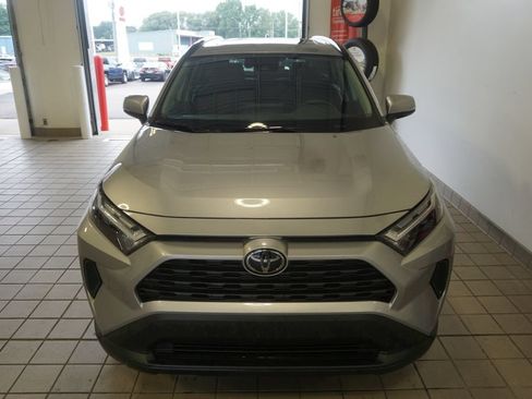 Used 2023 Toyota RAV4 XLE AWD/4WD image 14