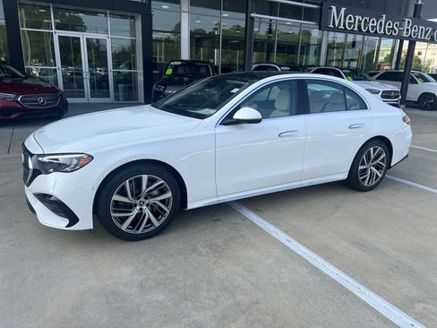 New 2025 Mercedes-Benz E 350 Sedan image 3