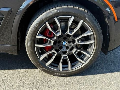 Used 2025 BMW X5 xDrive40i w/ M Sport Package AWD/4WD image 30