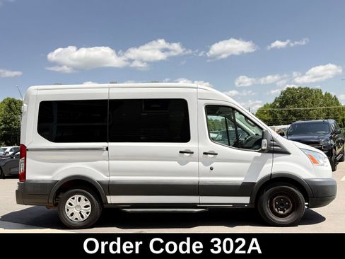 Used 2018 Ford Transit 150 XLT RWD image 7