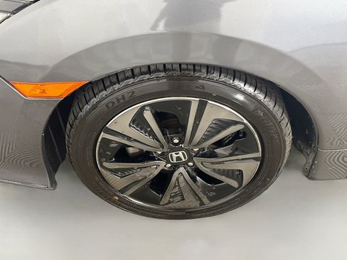 Used 2017 Honda Civic EX-L image 38