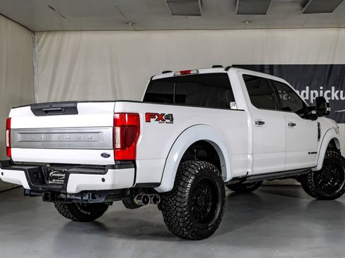 Used 2022 Ford F250 Platinum w/ FX4 Off-Road Package AWD/4WD image 9