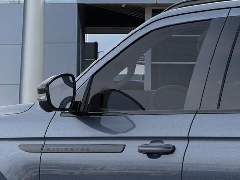 New 2026 Lincoln Navigator Reserve AWD/4WD image 20