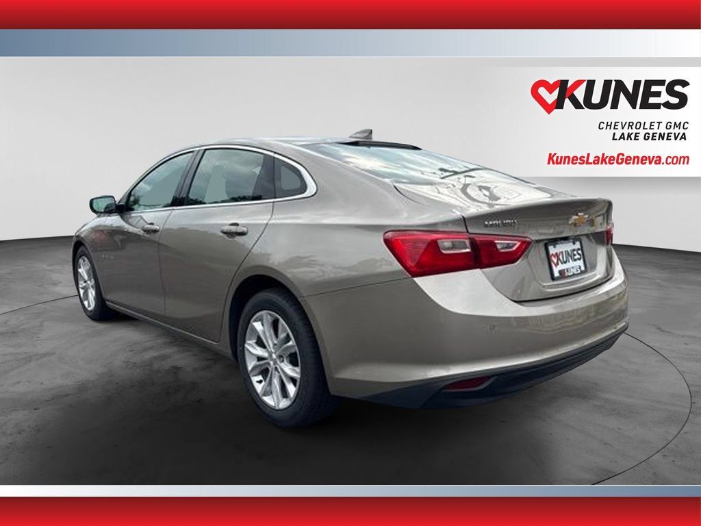 Used 2025 Chevrolet Malibu LT FWD image 9