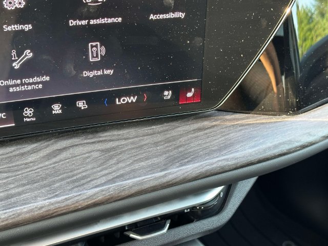 Certified 2025 Audi Q5 Premium AWD/4WD image 30