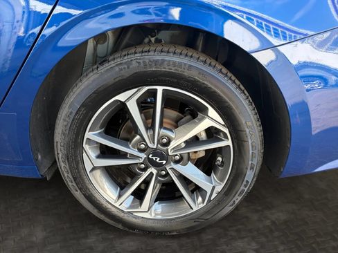 Used 2023 Kia Forte LXS w/ LXS Technology Package FWD image 38