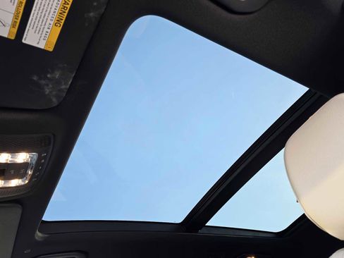 Certified 2025 Mercedes-Benz GLS 450 4MATIC image 11