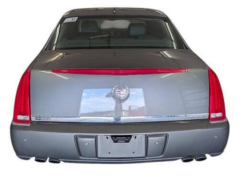 Used 2007 Cadillac DTS Luxury II FWD image 4