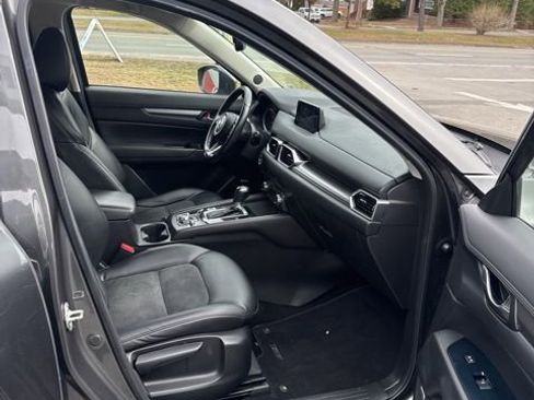 Used 2018 MAZDA CX-5 Touring w/ Preferred Equipment Package image 18