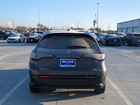 Used 2025 Honda HR-V LX image 5