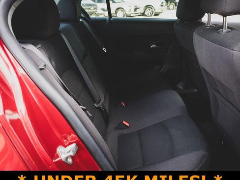 Used 2014 Chevrolet Cruze LT w/ Technology Package image 27