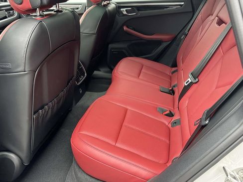 New 2026 Porsche Macan S image 13