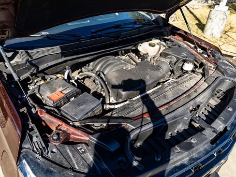 Used 2023 Chevrolet Tahoe Z71 w/ Off-Road Capability Package image 39