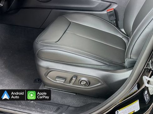 Used 2025 Jeep Grand Cherokee Limited w/ Black Appearance Package AWD/4WD image 19