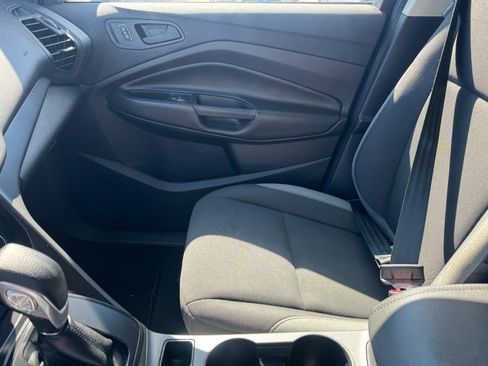 Used 2016 Ford Escape S image 13