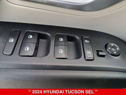 Used 2024 Hyundai Tucson SEL AWD/4WD image 13