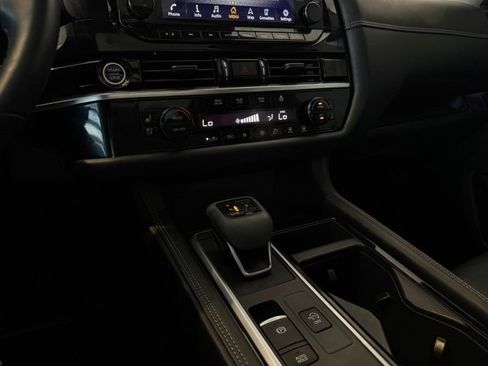 Used 2023 Nissan Pathfinder Platinum w/ Lighting Package (N93) image 40