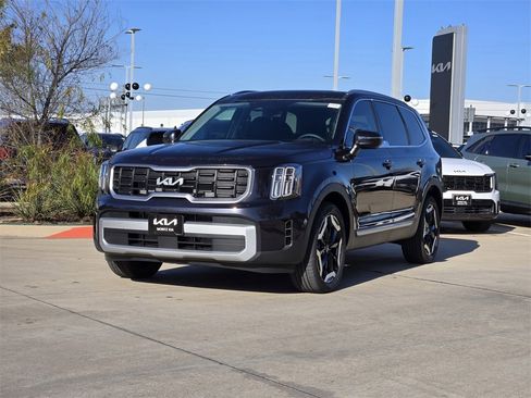 New 2025 Kia Telluride S image 2