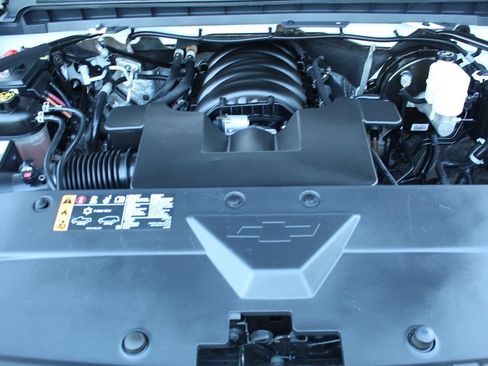 Used 2019 Chevrolet Silverado 1500 LT w/ All Star Edition image 30