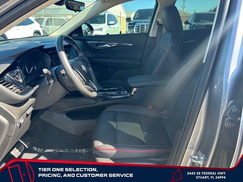Used 2022 Buick Envision Essence w/ Technology Package II FWD image 9