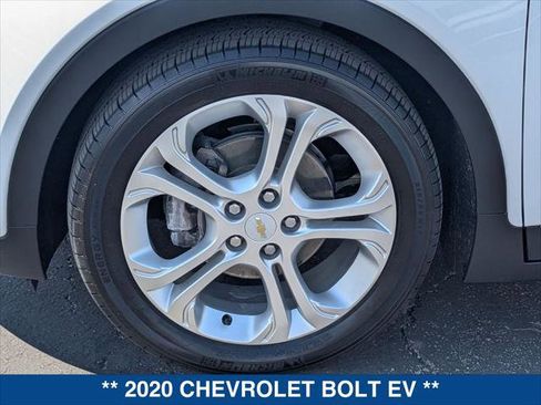 Used 2020 Chevrolet Bolt LT image 9