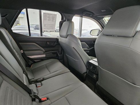 Used 2025 Toyota 4Runner Trailhunter AWD/4WD image 13