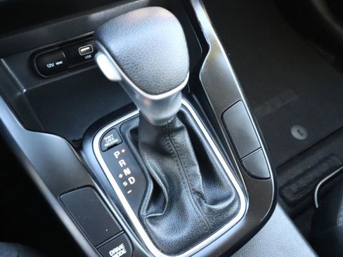 Used 2025 Kia Soul LX w/ LX Technology Package image 21