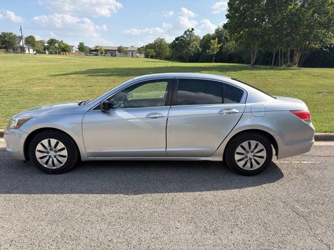 Used 2009 Honda Accord LX image 1