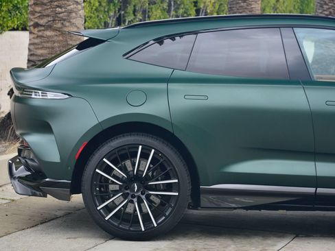 Used 2023 Aston Martin DBX 707 AWD/4WD image 18