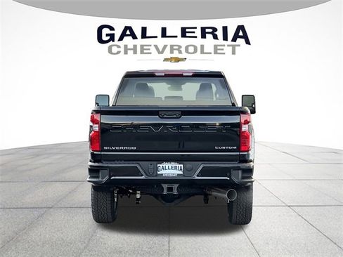 New 2026 Chevrolet Silverado 2500 Custom w/ Custom Value Package image 6