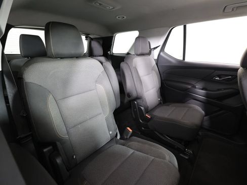 Used 2018 Chevrolet Traverse LT FWD image 21