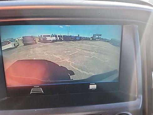 Used 2022 Chevrolet Colorado LT w/ Safety Package image 31