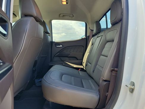 Used 2022 GMC Canyon Denali RWD image 10