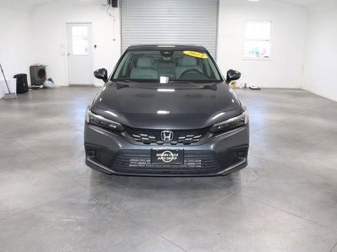 Used 2024 Honda Civic EX-L image 3