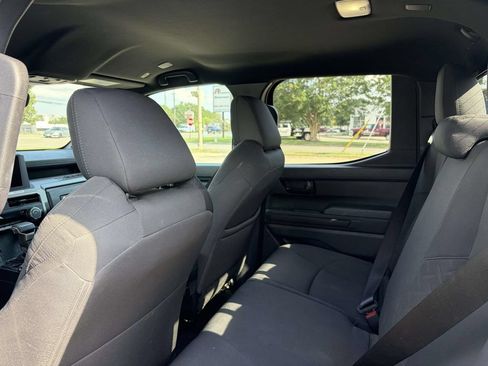 Certified 2024 Toyota Tacoma SR5 AWD/4WD image 14