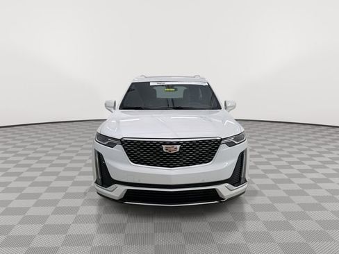 Certified 2024 Cadillac XT6 Luxury w/ LPO, Floor Liner Package AWD/4WD image 3