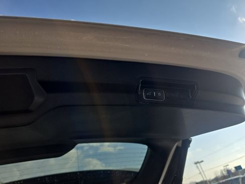 Used 2023 Ford Explorer XLT w/ Equipment Group 202A image 20